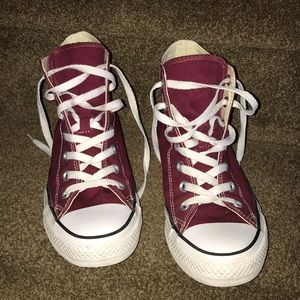 Maroon high top converse